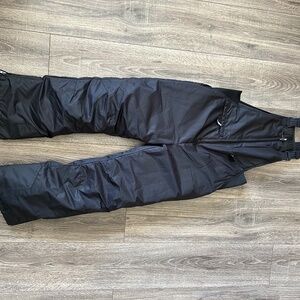 Boys Medium (size 10-12) ski pants overalls